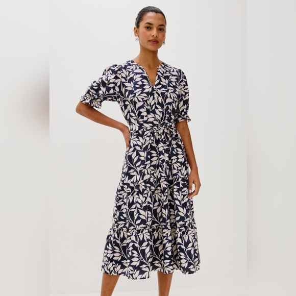 NWT Rails Eliana Woven Dress in the Navy White Vines Print Belted Retail $278 M - Picture 1 of 9